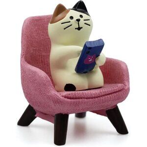 Cute Cat Playing Phone on Sofa Resin Figurine Desk Decor & Cat Lover Gift